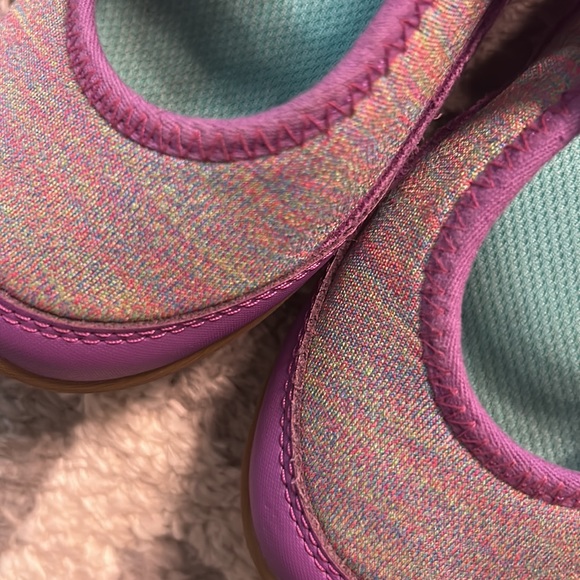 Girls like new stride rite flats size 8.5!! - Picture 9 of 9